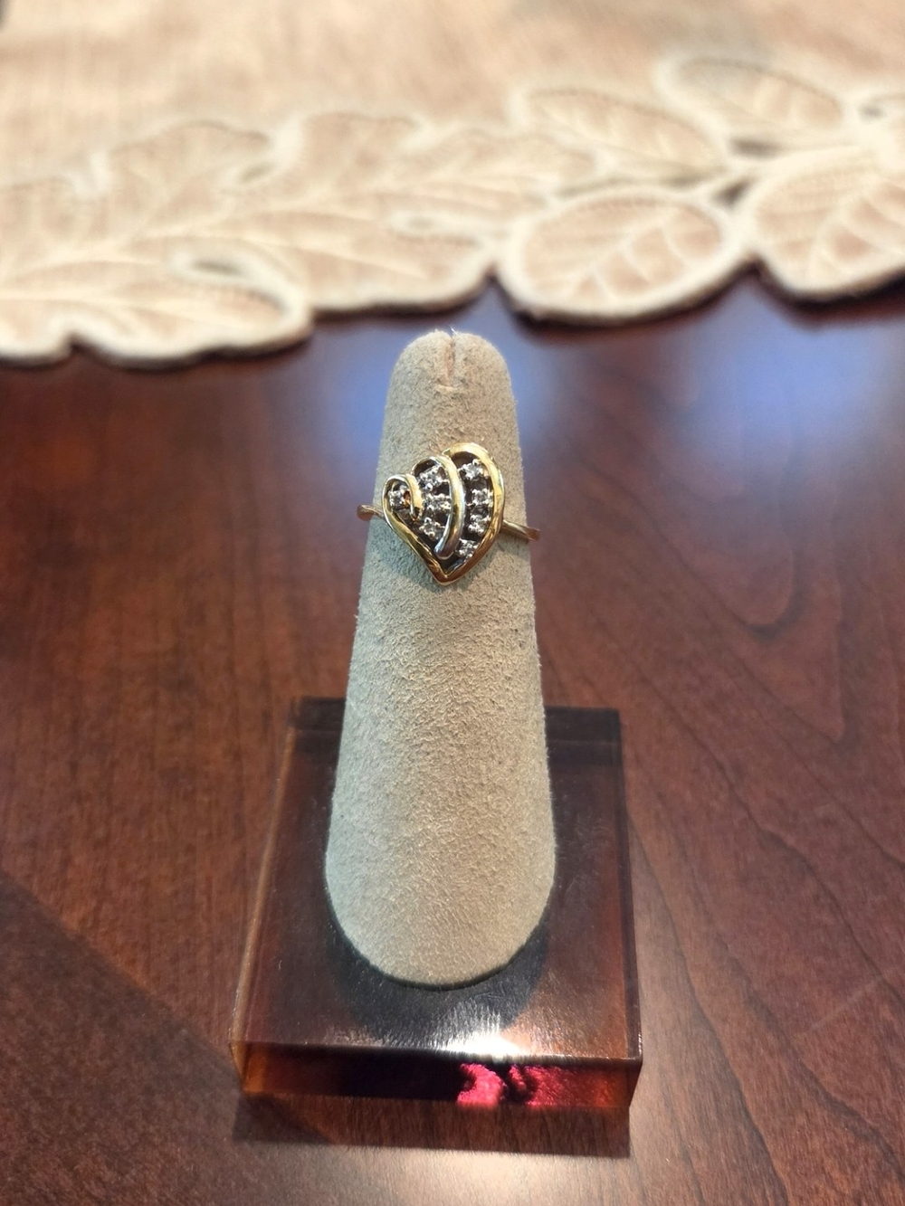 14k Gold Heart Cluster Diamond Ring